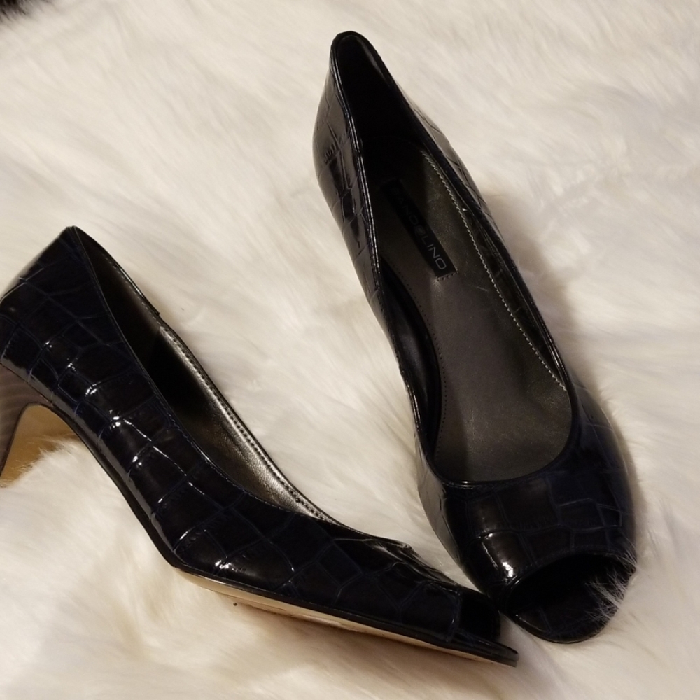 Bandolino black patent leather NWOT